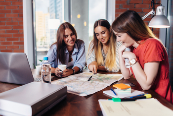 Pros and Cons of Studying in Groups