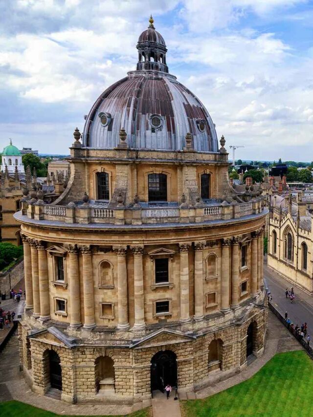 cropped-view-University-of-Oxford-England-Oxfordshire-6.jpg